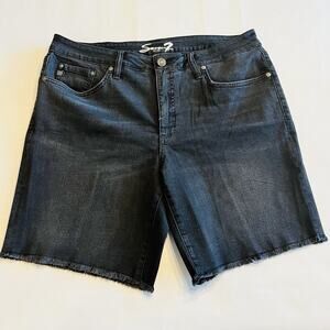 Seven7 Women's Relaxed Bermuda Jean Shorts Sz 12 Frayed Hem Black NWT